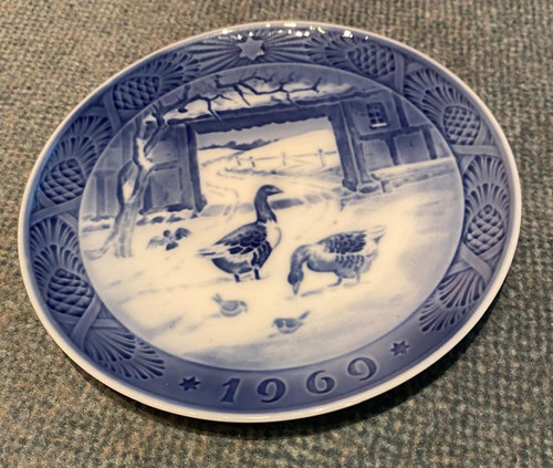Royal copenhagen - royal,