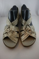 Luftpolster-Sandalen