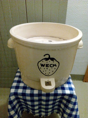 Alter dekorativer wecktopf - alter,