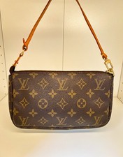 Louis Vuitton Canvas Monogram Pochette Accessoire Handbag Tasche