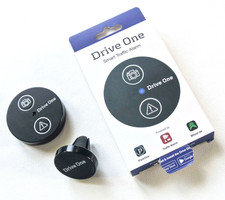 Drive One Verkehrsarlarm Blitzerwarner komplett mit Halter 1 Monat alt wie neu