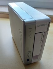 QNAP TS-131 NAS Server mit 1 Terabyte "Seagate Constellation" Festplatte