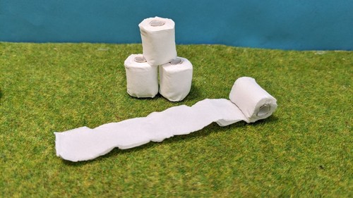 Mini klopapier rollen als - 4x,