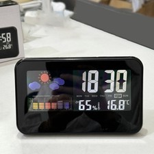 Stylischer Wecker mit