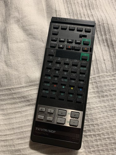Sony trinitron 689 - trinitron,