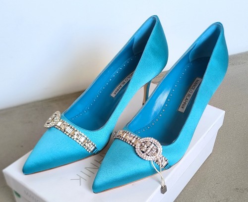 Manolo blahnik pumps - manolo,
