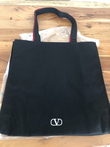 Valentino beauty shopper - valentino,