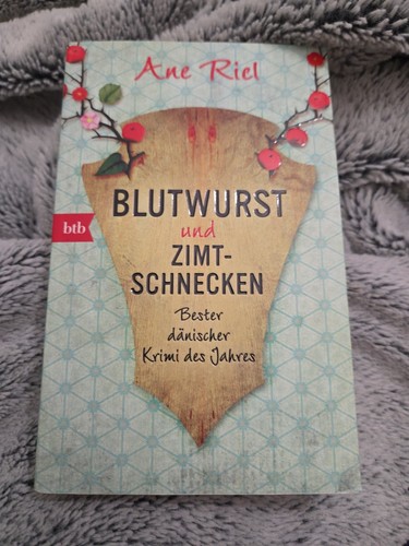 Blutwurst und zimtschnecken - blutwurst,