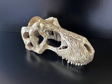 Kunststoff T-Rex Totenkopf