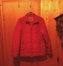 Damen Winterjacke rot gr. 44 Jacke gefüttert Steppjacke