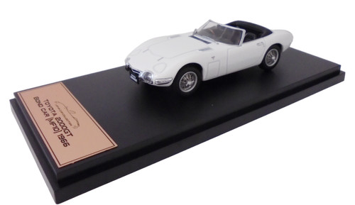 Toyota 2000 james bond car - toyota, gt