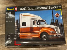 Revell 07411 2011