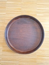 Rundes Bedientablett mit rutschfestem Boden in Holzoptik