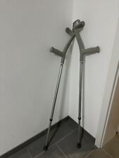 Gehhilfen krücken paar Erwachse o. Kinder