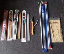 Stricknadeln Konvolut  Stricknadeln / Nadelspiele für Strümpfe usw. Häkelnadeln