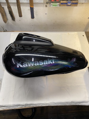 Kawasaki 600 benzintank - kawasaki,