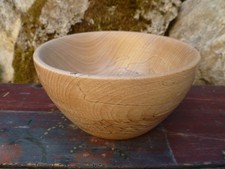 Gedrechselte Schale aus Buche