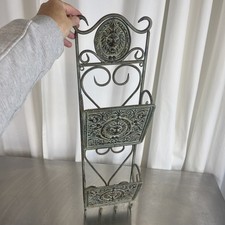 Vintage französisches Gartenwerkzeug ordentlich Metall Wandbehang Löwenkopf Blumenerde Schuppen Haken