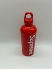 Supreme SIGG Traveller 0,6L Trinkflasche Rot