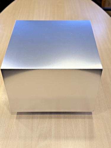 High end subwoofer loewe - high,