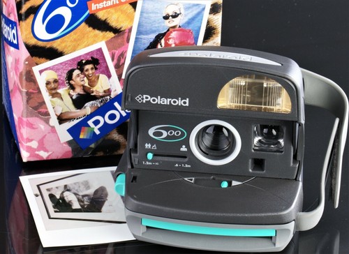 Polaroid 600 instant camera - polaroid,