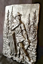 antikes Zinn Relief Handarbeit