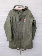 Derbe Regenjacke Parka Gr. S Gummiert PVC Beschichtet Grün Khaki Kapuze 