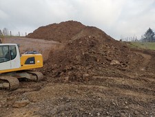 Erdaushub, Aushub, Steinmaterial zum Auffüllen