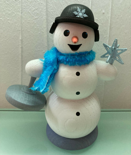 Schneemann mit eisstock - schneemann,