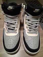 Nike Turnschuhe Gr. 46 Grau