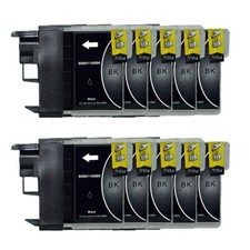 10 schwarze Patronen für