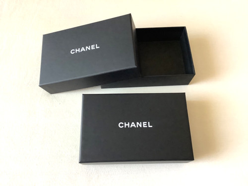 Chanel kartonagen boxen 2 - chanel, boxen,