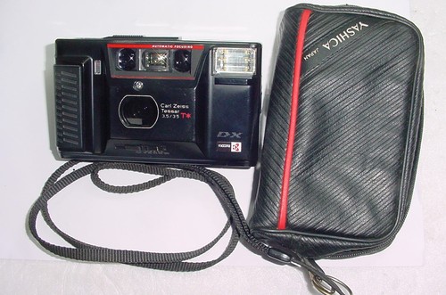 Yashica analoge - yashica, t