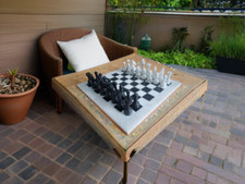 Handgefertigtes Schwarz-Weiß