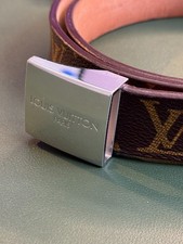 Louis Vuitton LV Initiales