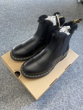 Dr. Martens 38, Chelsea Boots