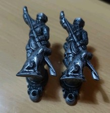 2x Wandhalter Jäger mit Hund