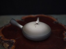 Maekawa Junzô Hira Kyûsu