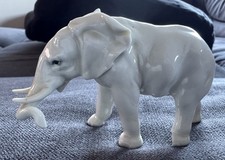 Karl Ens Porzellan Elefant