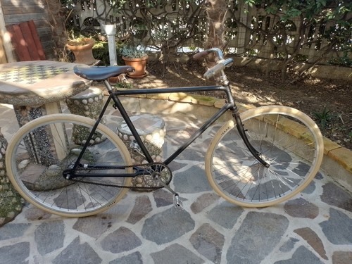 Oldtimer fahrrad gegenpedal - fahrrad,