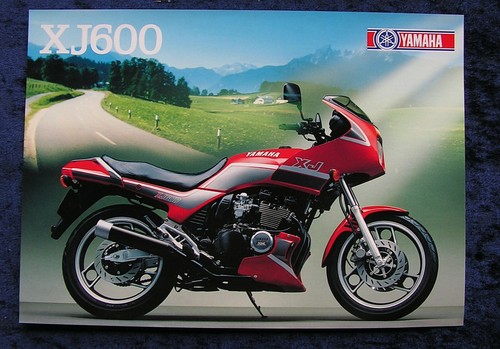 Yamaha 600 prospekt 1988 2 - 600,