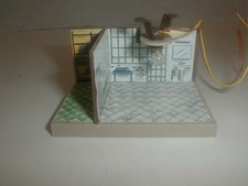 Modelleisenbahn HO , Inneneinrichtung, Gefängnis-Polizeistation 8,5 x 5,7 (HA32