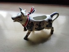 Porzellankuh Für Dosenmilch