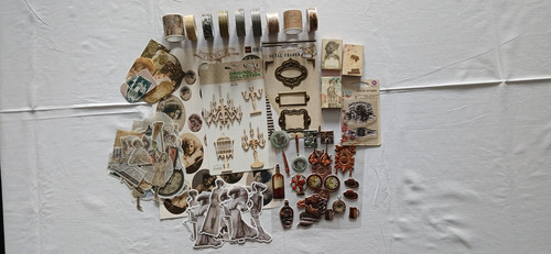 Scrapbooking junk journal - junk,