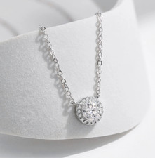 0,8 kt runder Schliff