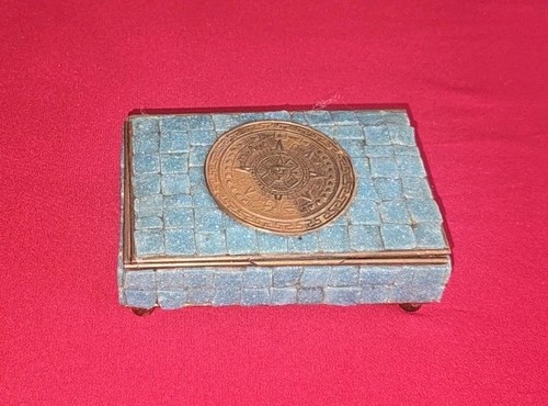 Alte dose mit - mit, kalender