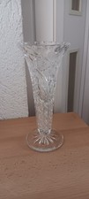 alte Glas Vase mit Blumen Schliff und Fuß transparent Höhe ca. 21 cm