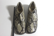 kaum getragene Semler Select Damenschuhe Schlangenprägung ca. Gr.39