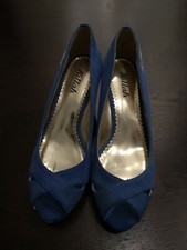 Killah Keilabsatz Pumps Peeptoe 38 Blau NEU