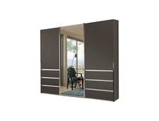 Kleiderschrank